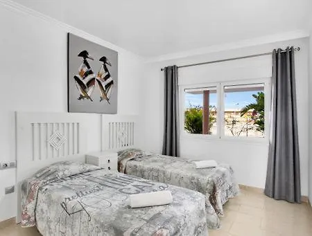 شقة Royal Marine Golf V By Paramount Holidays *