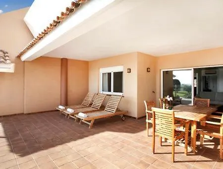 شقة Royal Marine Golf V By Paramount Holidays